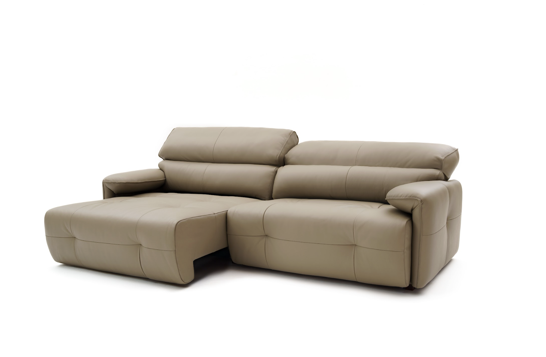 Sofá retrátil Cap 2.80m couro